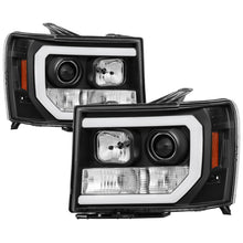 Load image into Gallery viewer, Spyder GMC Sierra 1500/2500/3500 07-13 V2 Projector Headlights- Black PRO-YD-GS07V2-LBDRL-BK