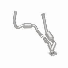 Load image into Gallery viewer, MagnaFlow Conv DF 06-07 Jeep Commander / 05-10 Grand Cherokee 5.7L Y-Pipe Assy (49 State)